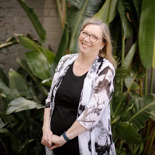 Marion Perichon  – English & Auslan